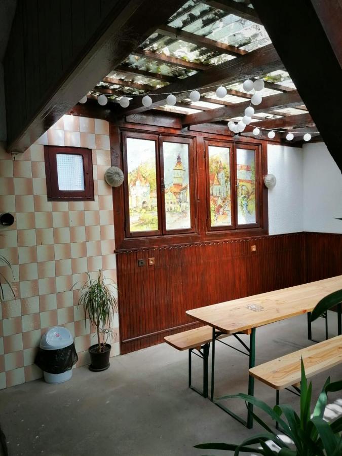 Old Town Boutique Apartment Brasov Luaran gambar